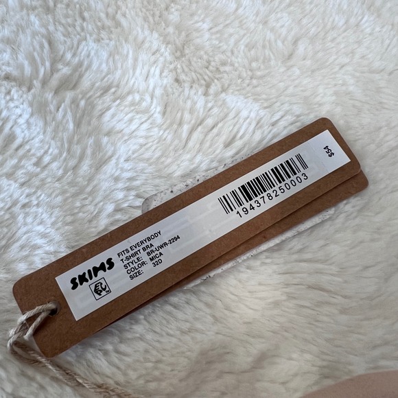 Skims Fits Everybody T-Shirt Bra Mica Tan Underwire 32D NWT - Picture 9 of 10